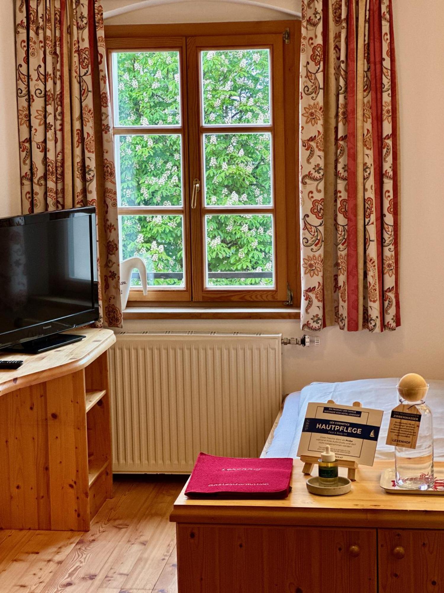 Lexenhof Hotel Nussdorf am Attersee Værelse billede